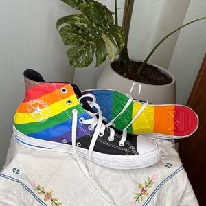 Rare special edition  Converse Chuck Taylor All Star High 'Pride - Black 10.5